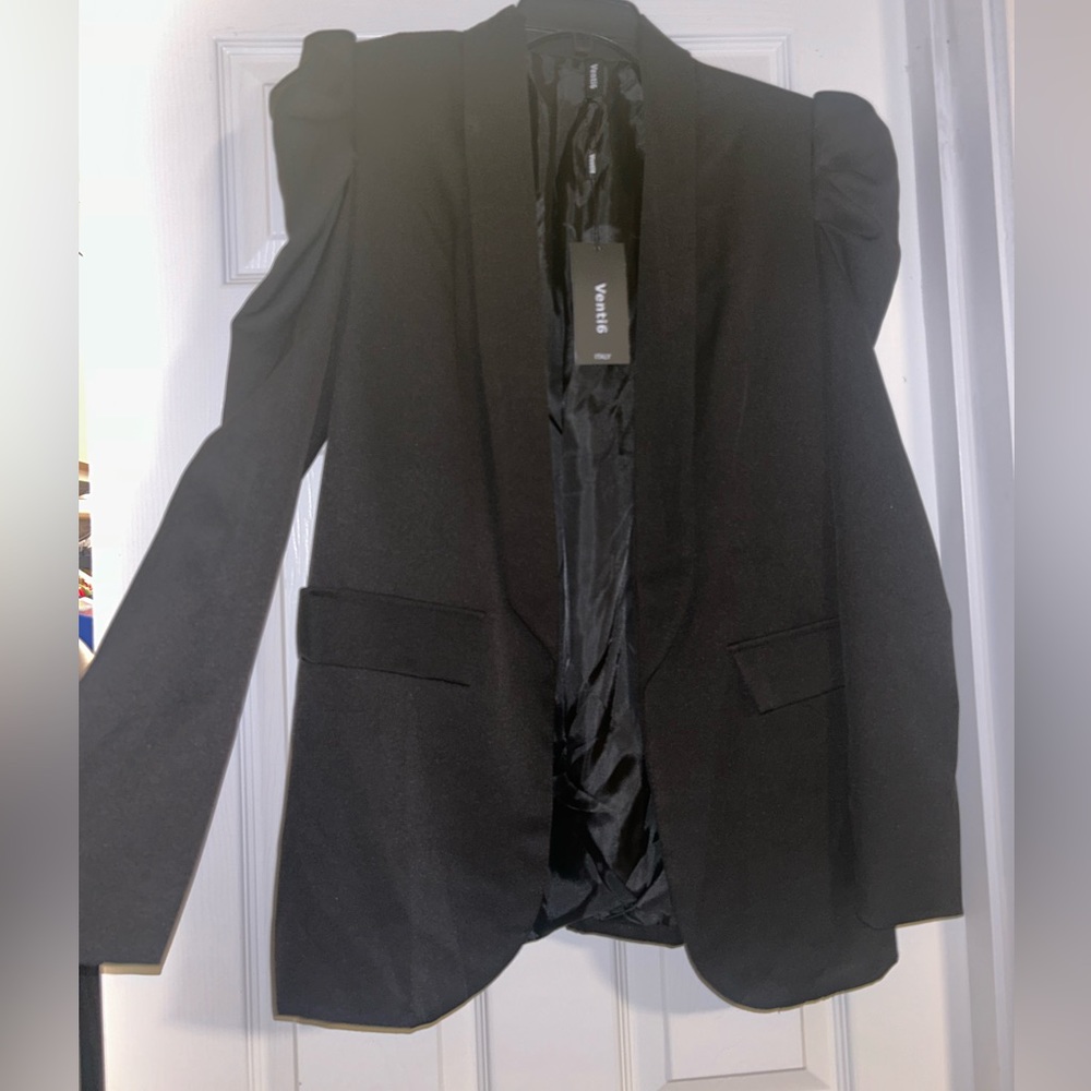 Black NWT boutique blazer Large